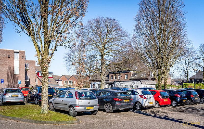 Parkeren - fotograaf Dick Vogelzang - Wijchen=