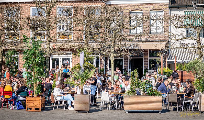 Terras Zaal 4 op de Markt - fotograaf Dick Vogelzang - Wijchen=